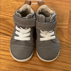 NWT-Toddler Boys Sole Play Larin Gray Sneaker